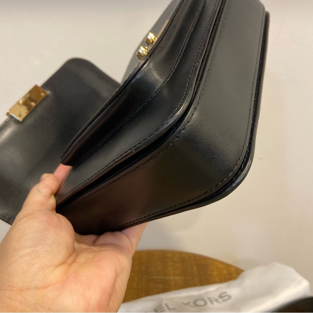 Michael Kors Black and Tan Crossbody Bag - Picture 5 of 16